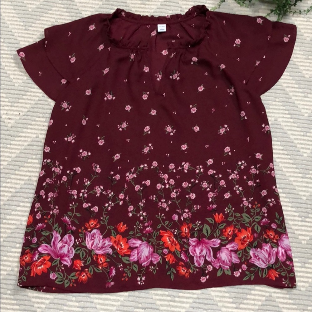 Old Navy top